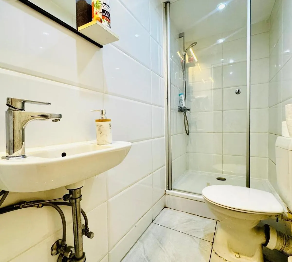 וינה Nice Studio Apt For 2P, 15Minutes To Rathausplatz אוסטריה